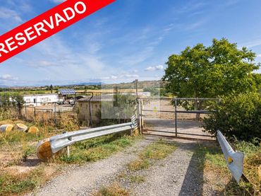 Casa rústica con jardín en venta en Diseminado