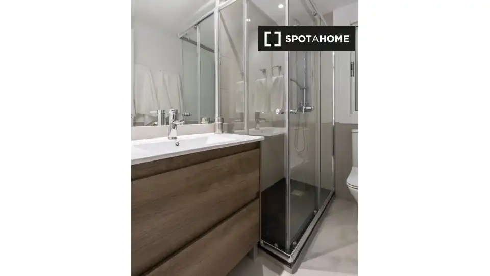 Flat for rent in Sants-Badal