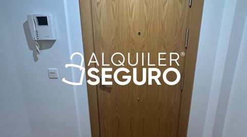 Foto 2 de Ático de alquiler en Sol, San Miguel, Granada