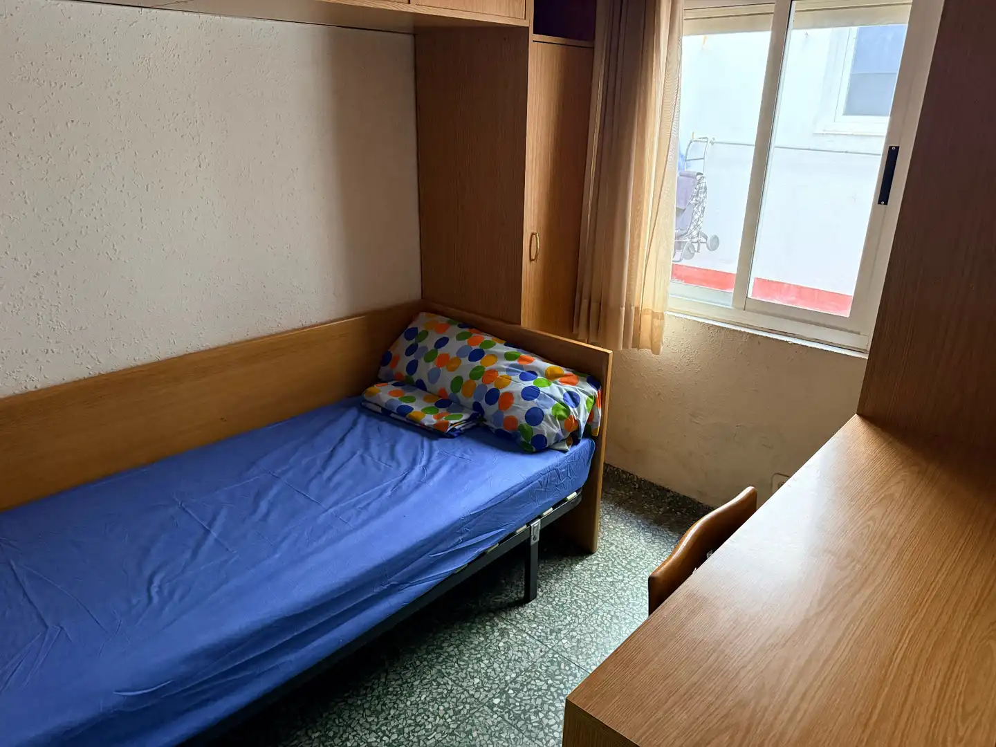 Dormitori de Pis en venda en León Capital  amb Calefacció, Terrassa i Moblat