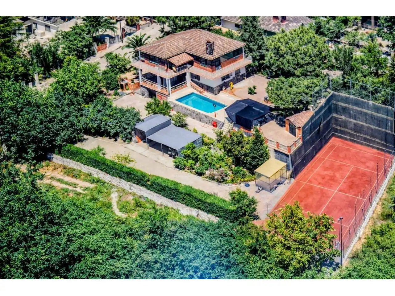 Vista exterior de Casa o chalet en venta en Lliçà d'Amunt con Calefacción, Jardín privado y Terraza