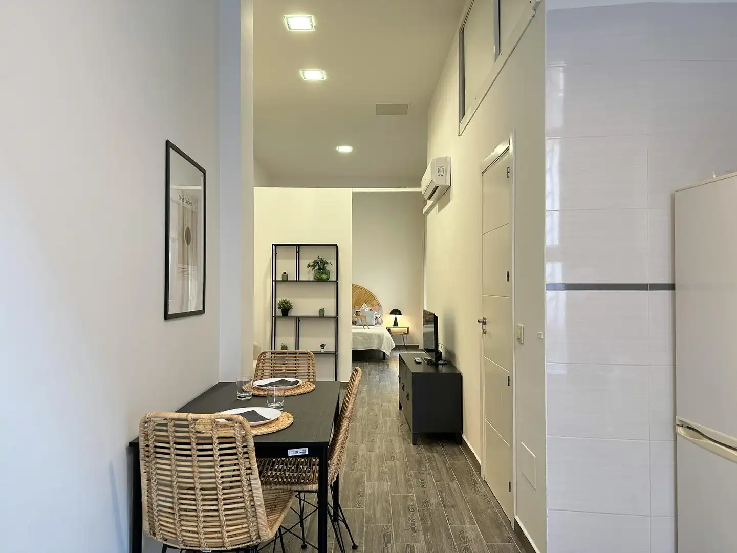 Living room of Flat for rent in Madrid  with Air Conditioner, Heating and Furnished
