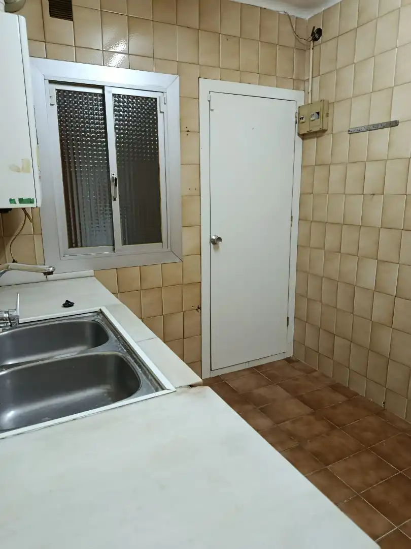 Cuina de Pis en venda en Badalona amb Aire condicionat, Calefacció i Balcó