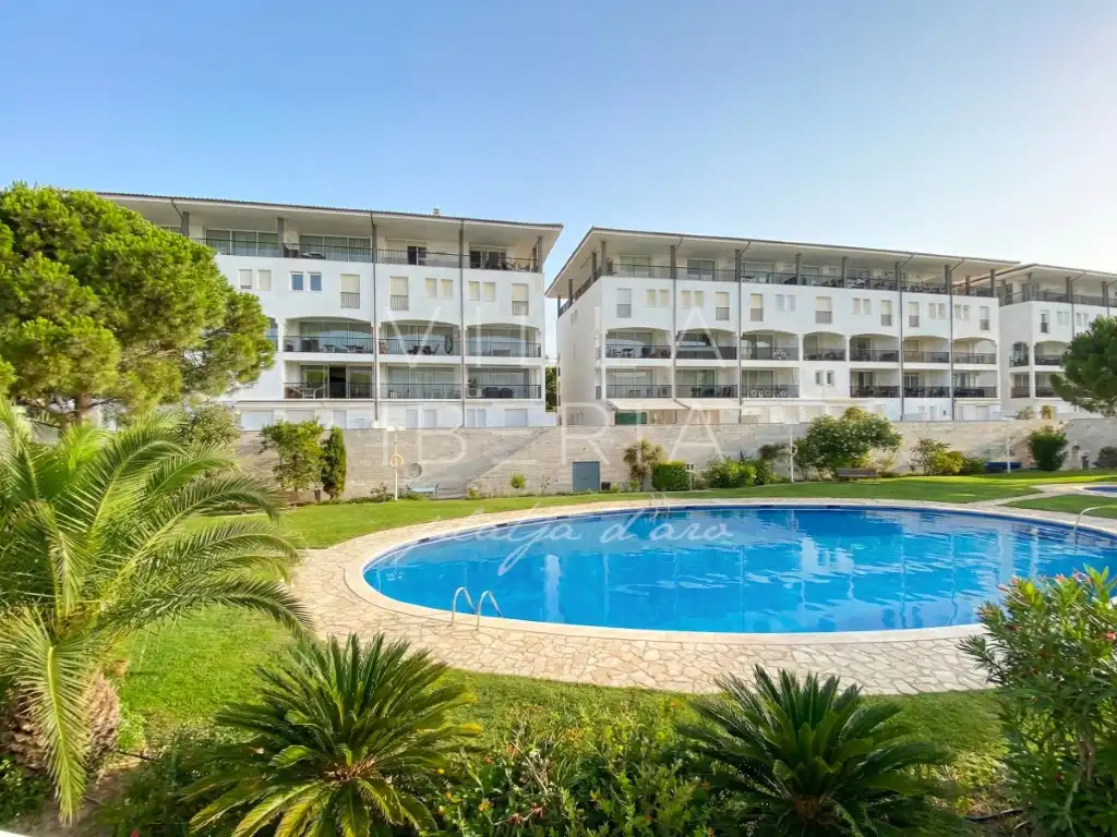 Außenansicht von Einfamilien-Reihenhaus zum Verkauf in Castell d'Aro, Platja d'Aro i s'Agaró mit Gemeinschaftspool