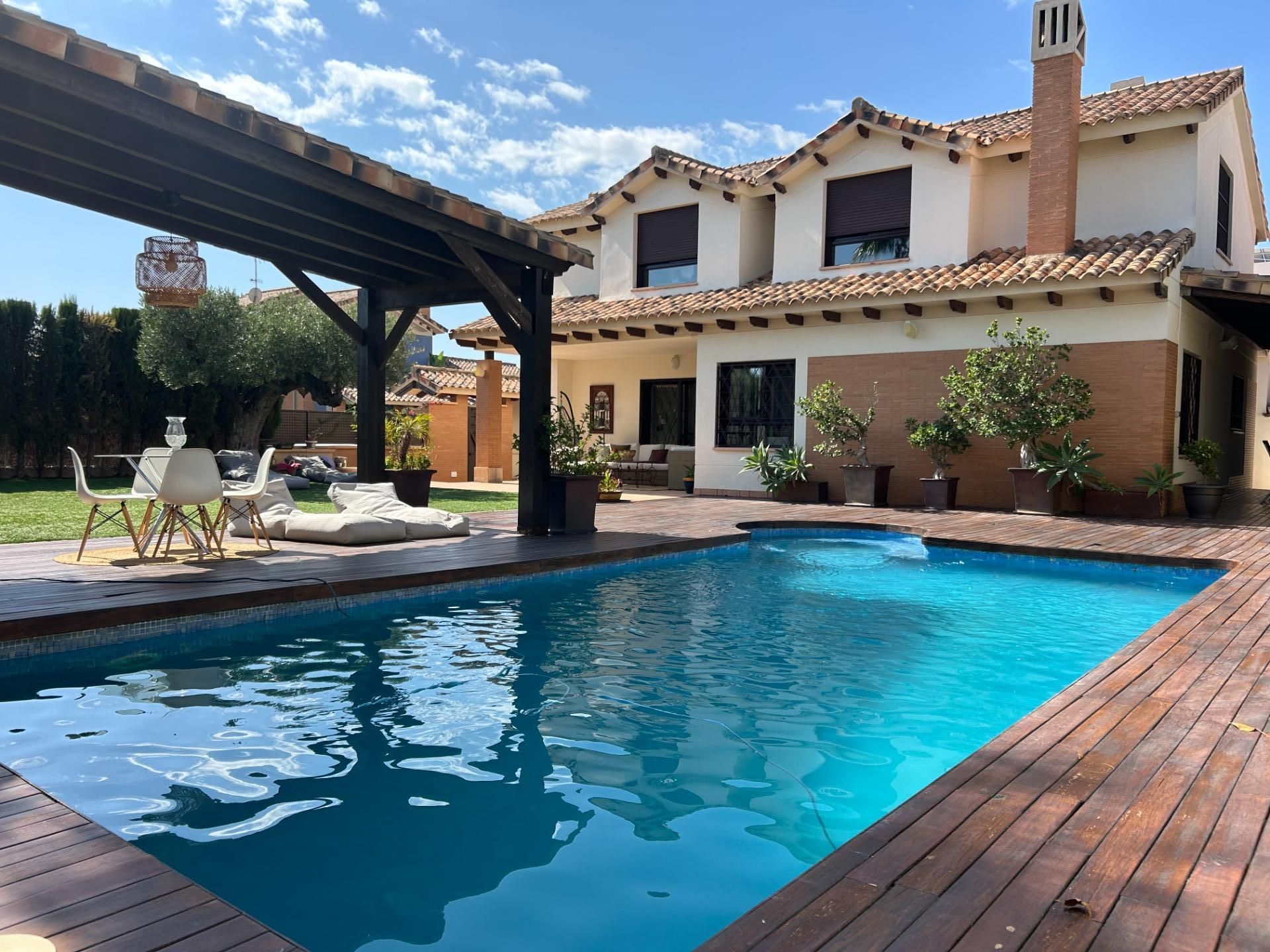 House or chalet to rent in La Ñora