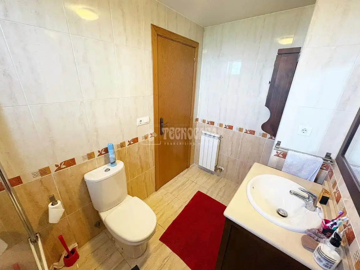 Baño de Casa adosada en venta en Zaragoza con Aire acondicionado, Calefacción y Terraza