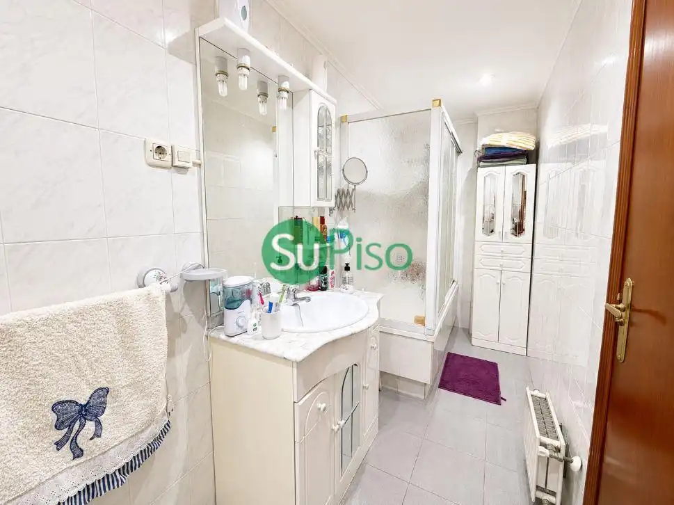 Baño de Piso en venta en Madrid con Aire acondicionado, Calefacción y Parquet