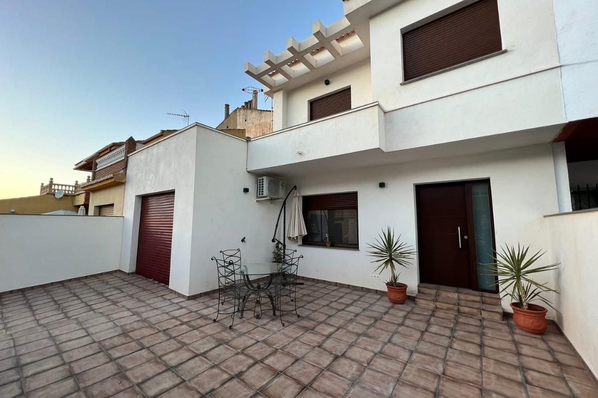 Vista exterior de Casa o chalet en venta en Jayena con Calefacción, Jardín privado y Terraza