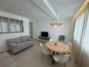 Wohnzimmer von Wohnung zur Miete in Almuñécar mit Klimaanlage, Terrasse und Möbliert