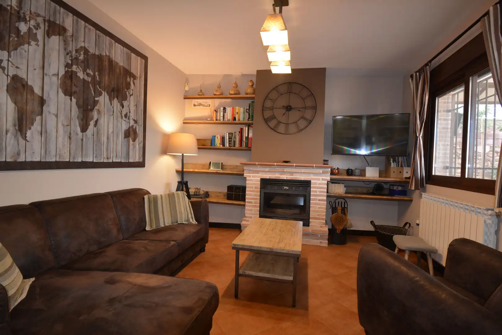 Wohnzimmer von Country house zum Verkauf in Robledillo de Mohernando mit Klimaanlage, Privatgarten und Terrasse