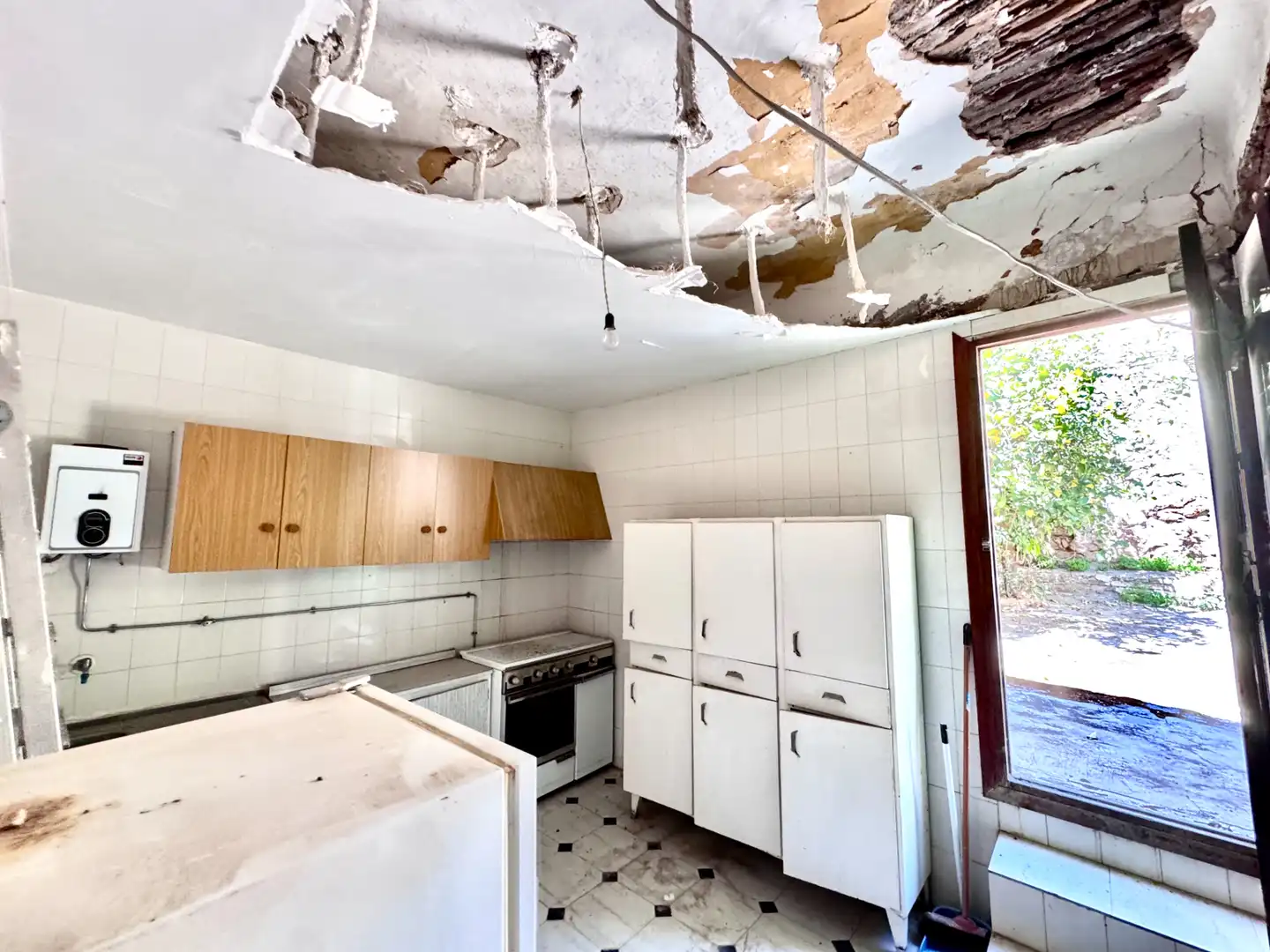 Cocina de Casa o chalet en venta en Lanjarón con Jardín privado y Amueblado