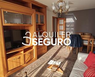 Living room of Flat to rent in  Zaragoza Capital  with Heating, Terrace and Furnished