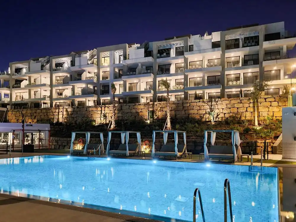 Außenansicht von Erdgeschoss zum Verkauf in Mijas mit Klimaanlage, Terrasse und Schwimmbad
