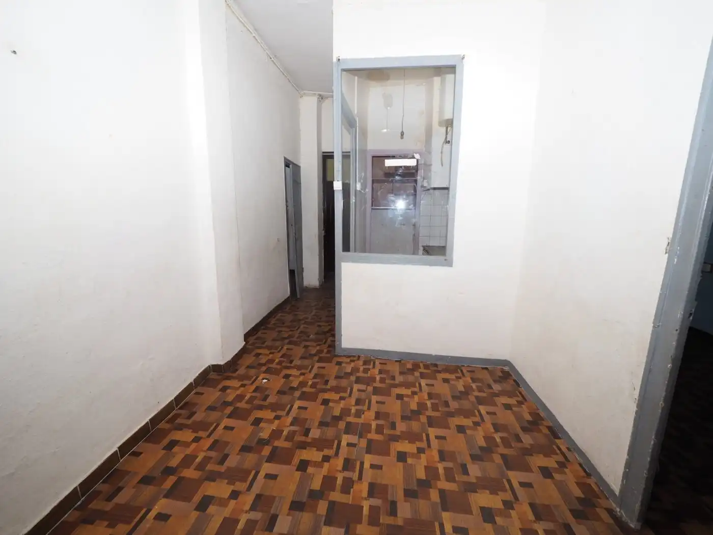 Flat for sale in Manresa  with Balcony