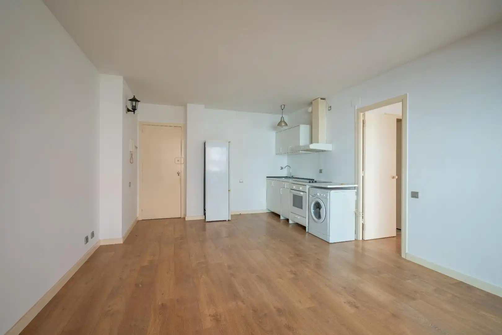 Cuina de Pis en venda en Barcelona amb Aire condicionat, Calefacció i Parquet