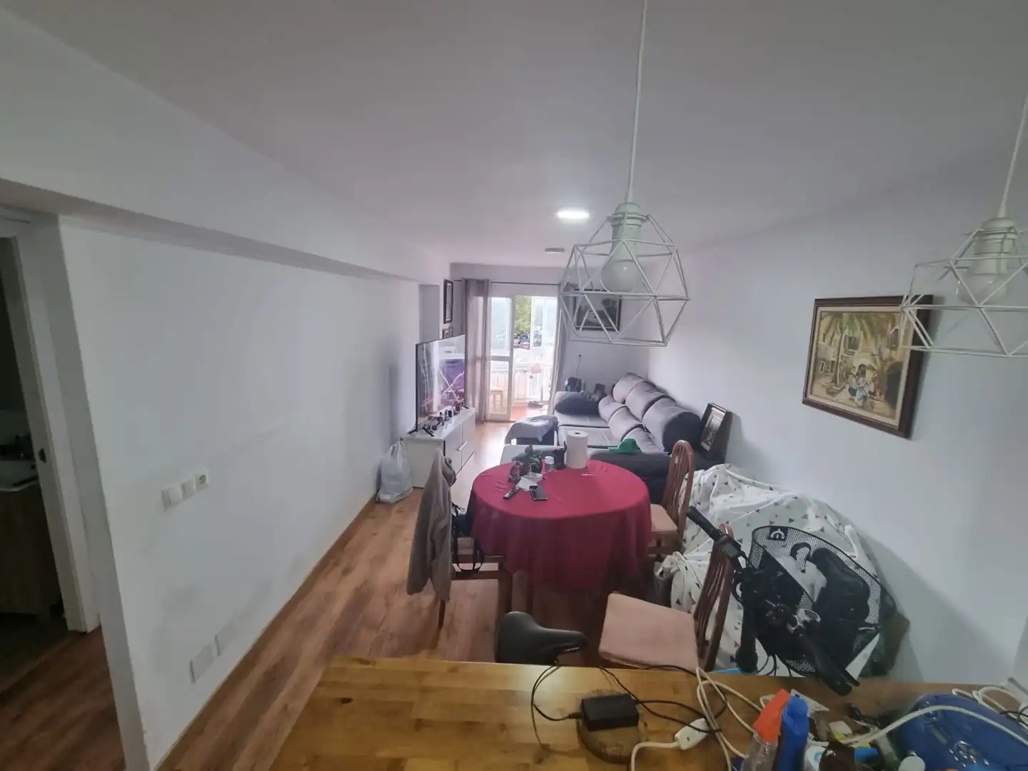Sala de estar de Apartamento en venta en Benalmádena con Terraza y Piscina comunitaria