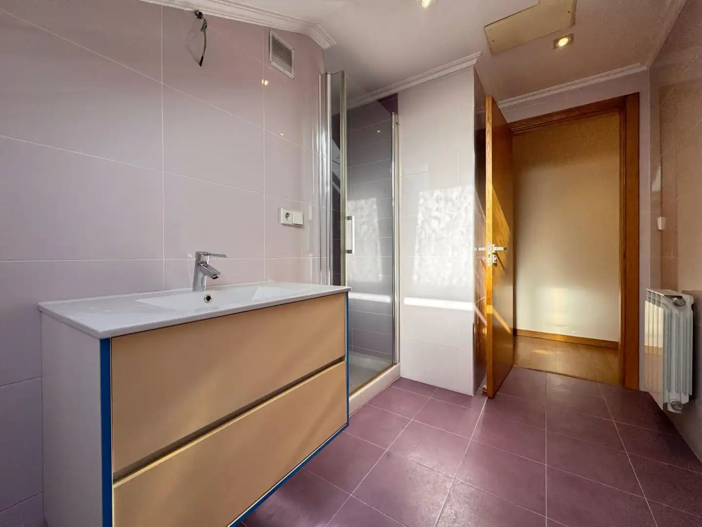 Badezimmer von Wohnung zum Verkauf in Pontevedra Capital  mit Heizung
