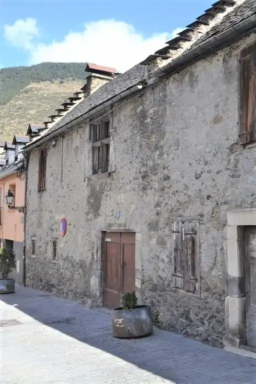 Vista exterior de Finca rústica en venda en Vielha e Mijaran