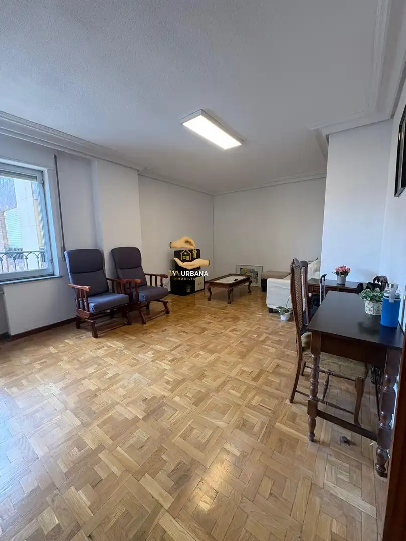 Wohnung zur Miete in Salamanca mit Heizung, Terrasse und Möbliert