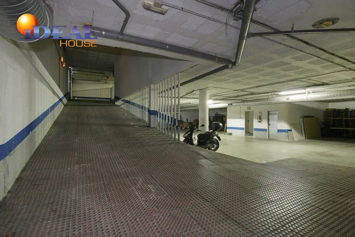 Inmuebles singulares con ascensor en venta en Campus de la Salud, imagen 26
