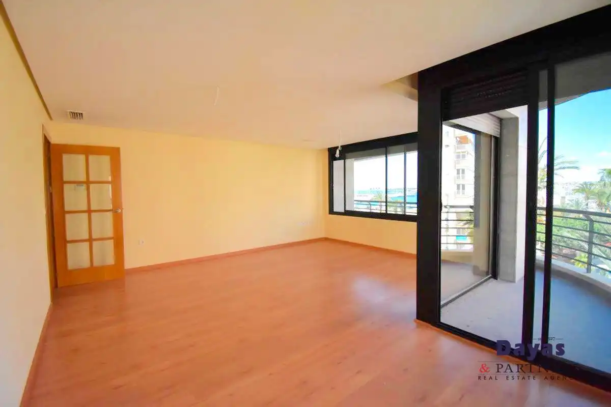 Sala d'estar de Apartament en venda en Centro