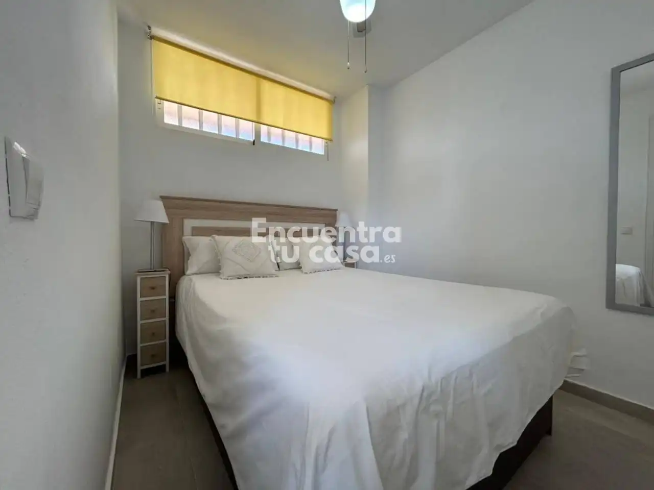 Flat with terrace for sale in Calle Londres, imagen 7