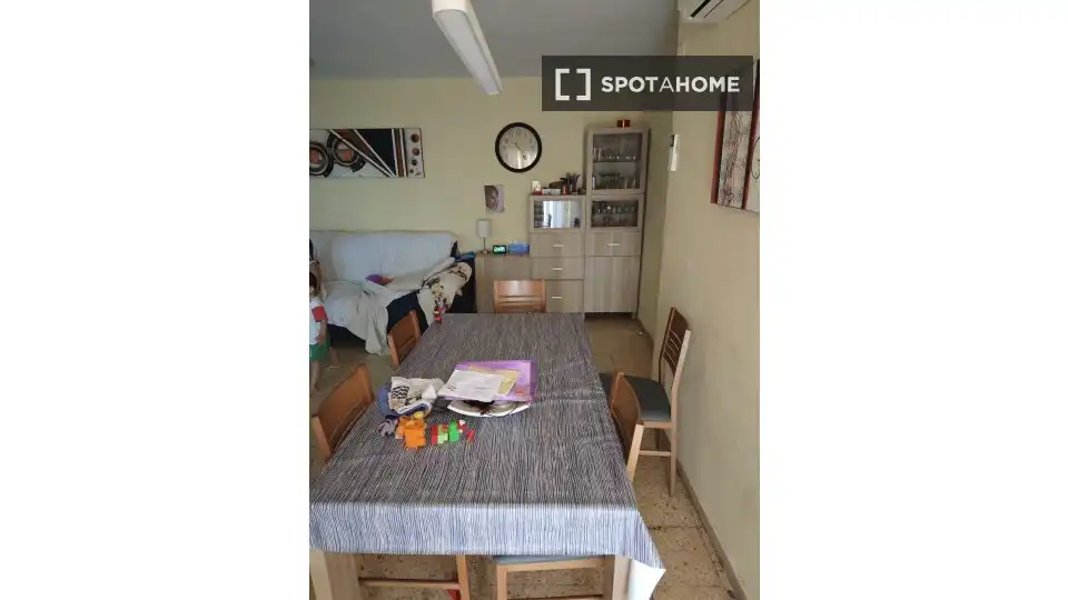 Comedor de Piso para compartir en Valencia con Aire acondicionado, Calefacción y Terraza