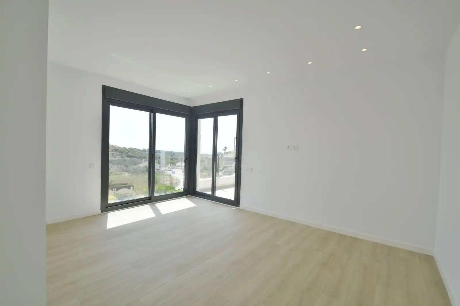 Bedroom of Houses for sale in Marbella  with Air Conditioner, Private garden and Terrace