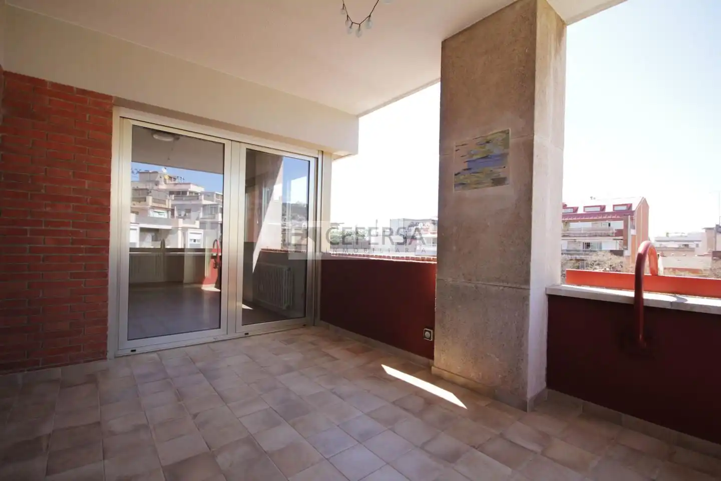 Terrasse von Dachboden zur Miete in Barcelona mit Klimaanlage, Heizung und Parkett