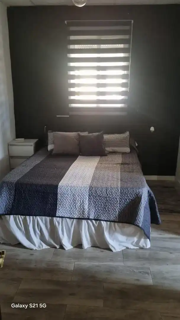 Habitación de Casa o chalet en venta en Dos Hermanas con Aire acondicionado, Jardín privado y Trastero
