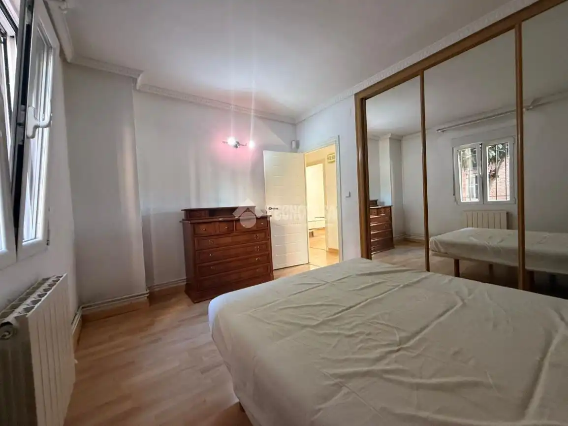 Bedroom of Flat for sale in Alcalá de Henares  with Heating