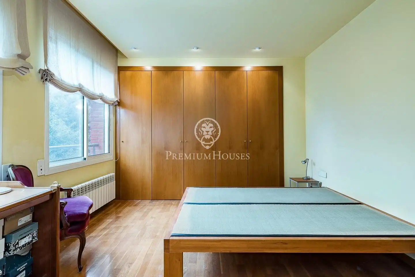 Bedroom of Flat for sale in Esplugues de Llobregat  with Air Conditioner, Heating and Private garden
