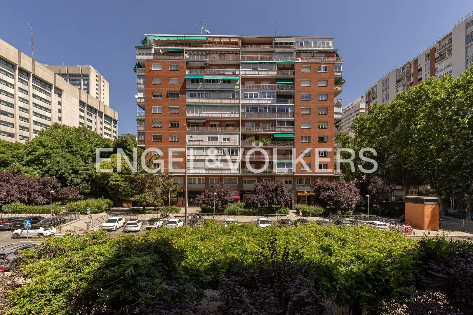 Vista exterior de Piso en venta en Madrid con Aire acondicionado, Calefacción y Parquet