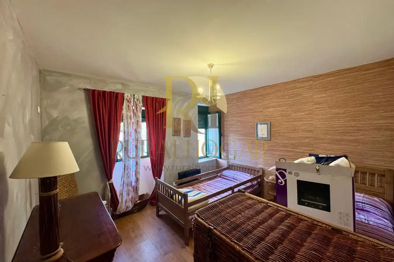 Detached homes for sale in Carretera Bayos, 1, Cabrillanes