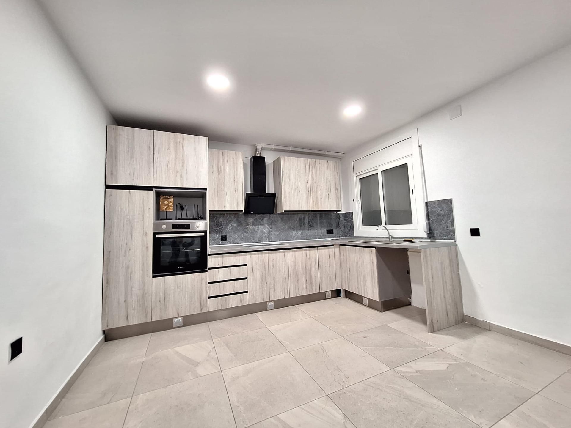 Kitchen of Planta baja for sale in Sabadell  with Air Conditioner, Heating and Terrace