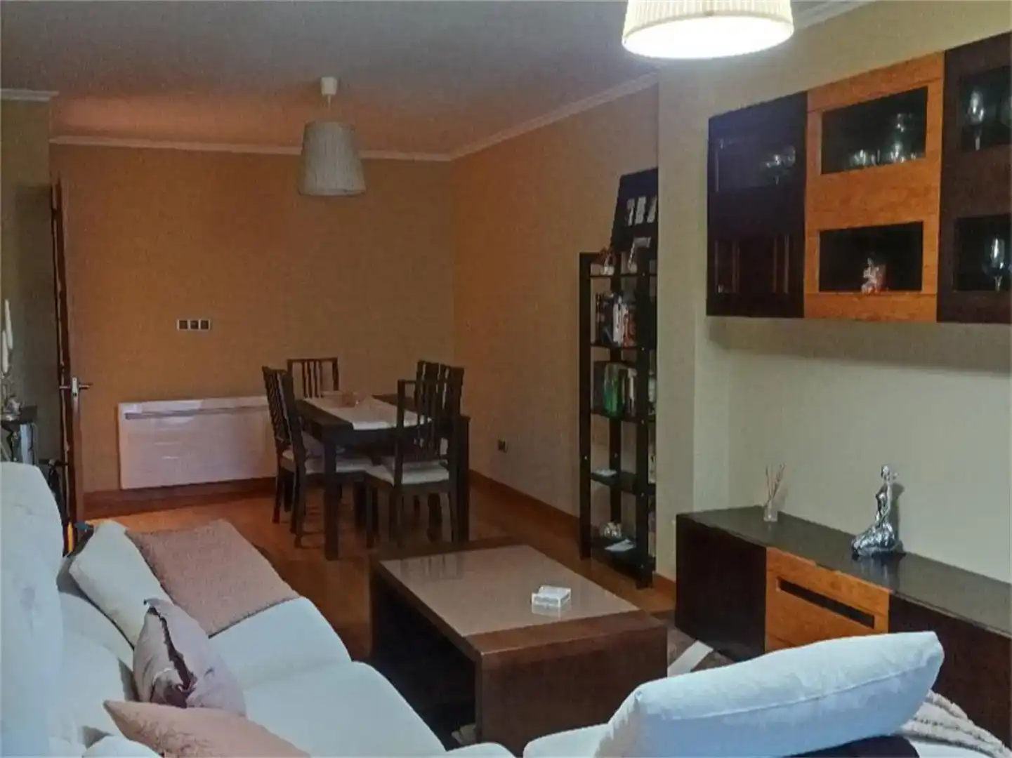 Sala d'estar de Pis en venda en Ortigueira amb Traster, Moblat i Forn