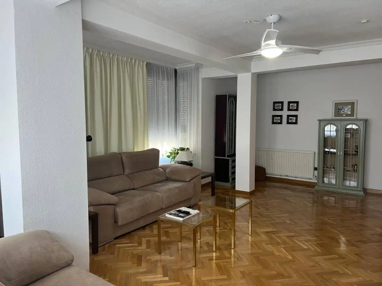 Flat for rent in Calle ESPARTEROS, Santa Bárbara