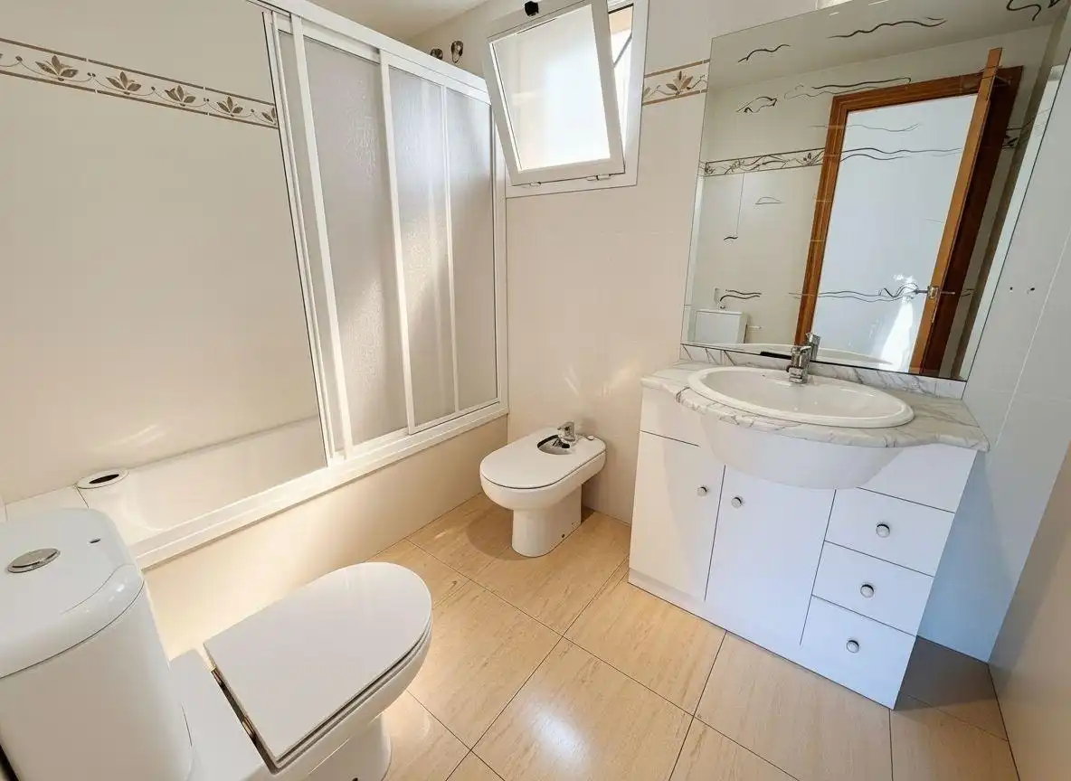 Bathroom of Flat for sale in Gandia  with Heating, Terrace and Community pool