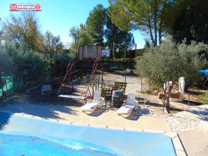 Swimming pool of House or chalet for sale in Villafranca de los Caballeros  with Air Conditioner, Heating and Terrace