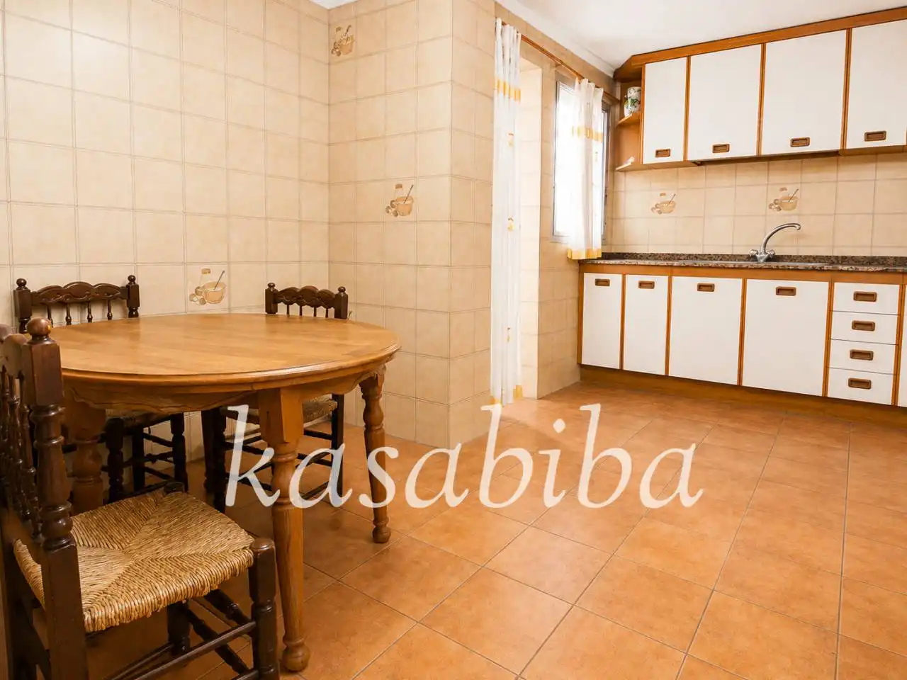 Flat for sale in Calle RIBARROJA, Centro Ciudad
