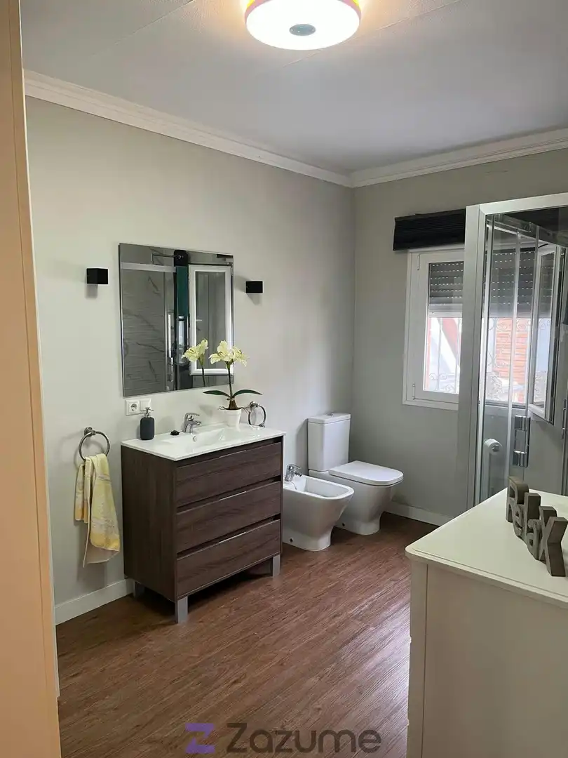 Bany de Casa o xalet de lloguer en Málaga amb Aire condicionat, Calefacció i Parquet