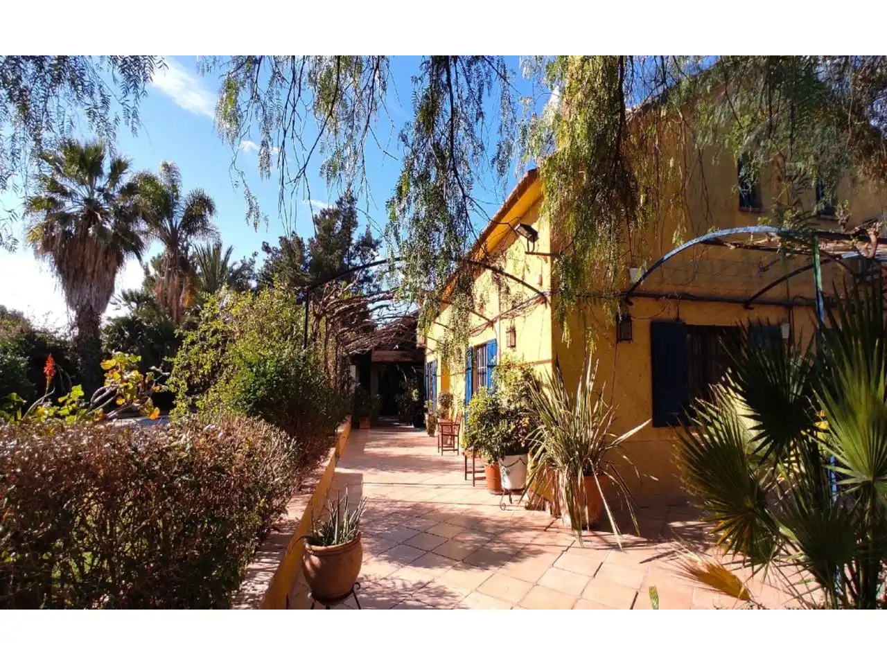 Vista exterior de Casa o xalet en venda en Lorca amb Aire condicionat, Calefacció i Jardí privat