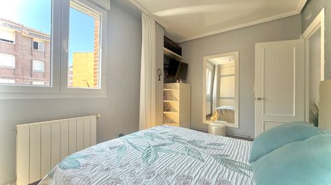 Foto 5 de Piso en venta en Calle Fernando de Los Ríos, 50, Los Castros, Santander