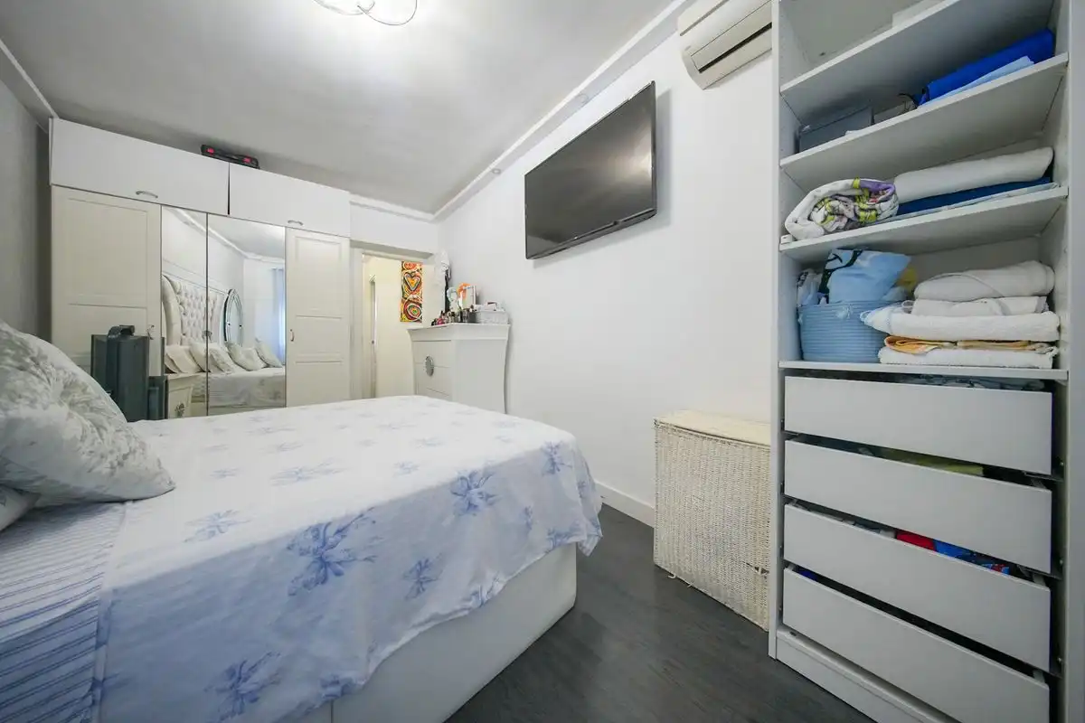 Habitación de Piso en venta en Madrid con Aire acondicionado y Calefacción