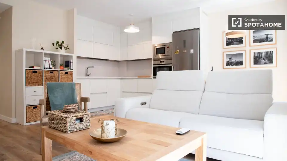 Room in Guindalera