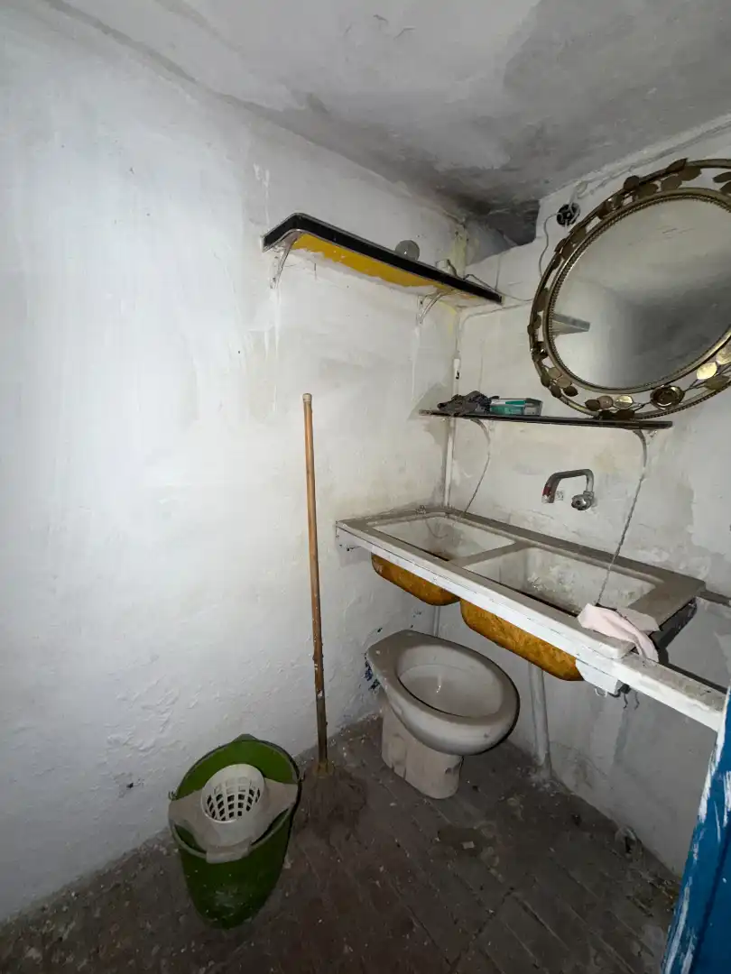 Baño de Nave industrial en venta en Torreperogil
