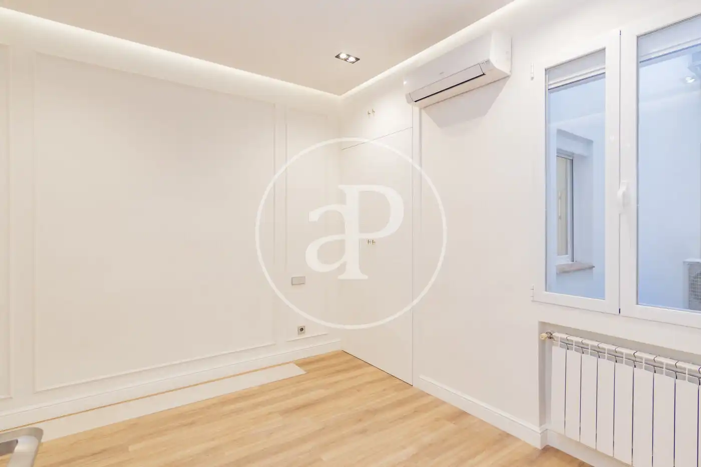 Habitación de Piso en venta en Madrid con Aire acondicionado y Calefacción