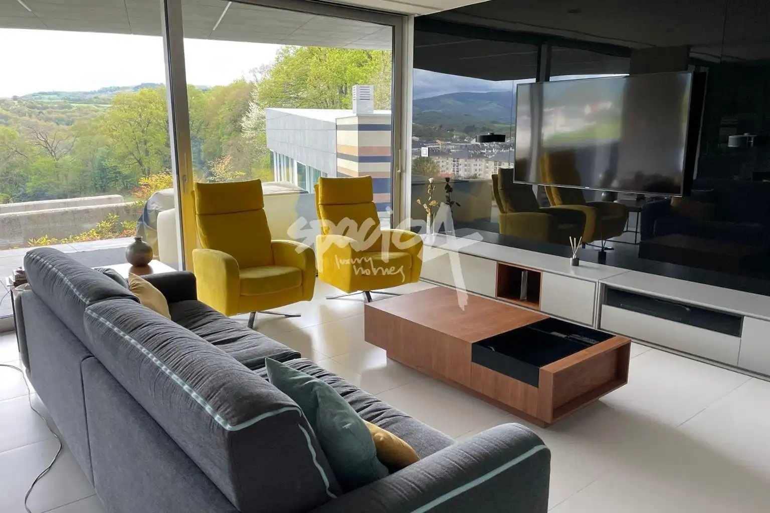 Sala de estar de Casa o chalet en venta en Sarria con Aire acondicionado, Jardín privado y Terraza