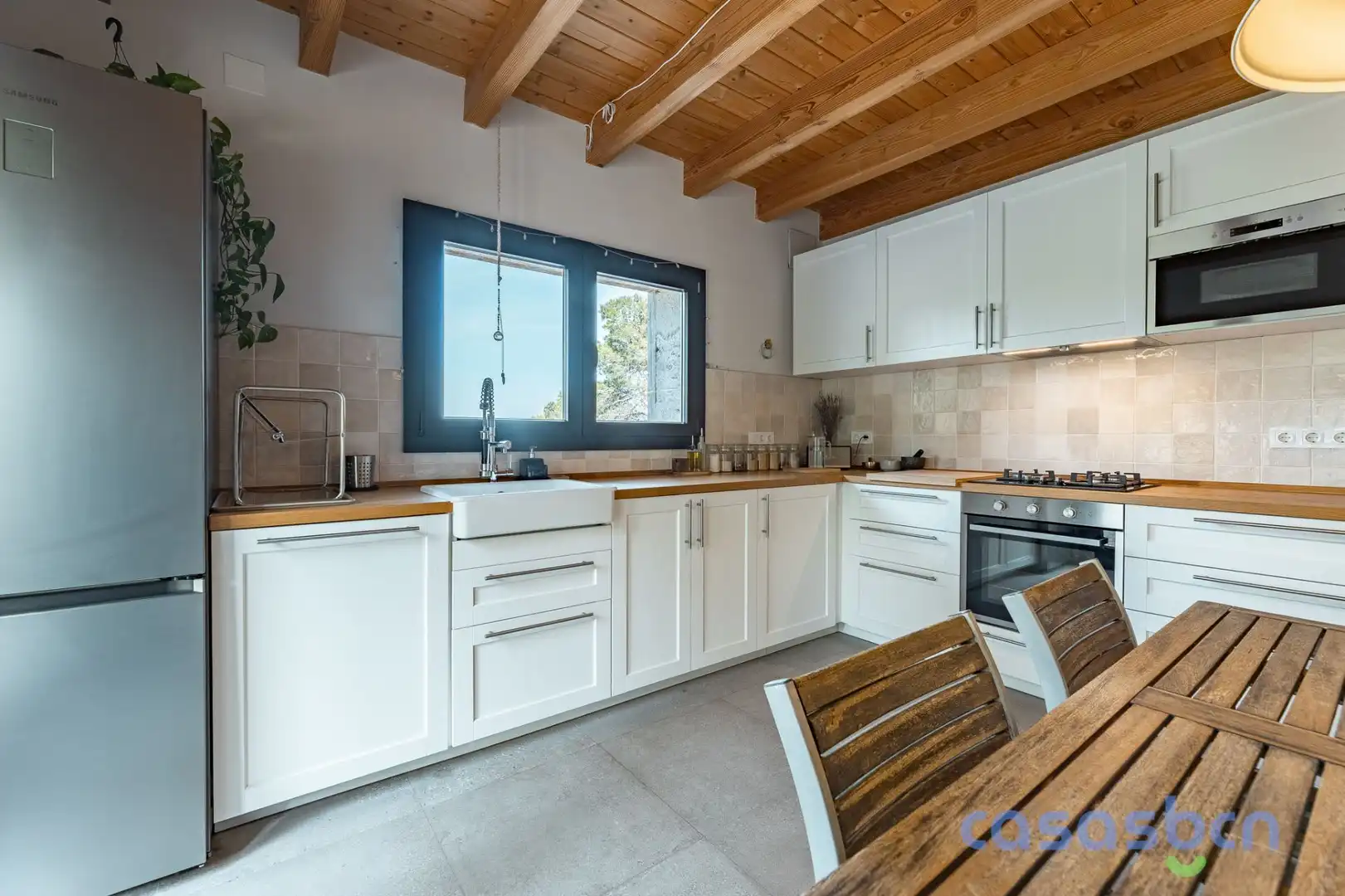 Cuina de Casa o xalet en venda en Begues amb Jardí privat