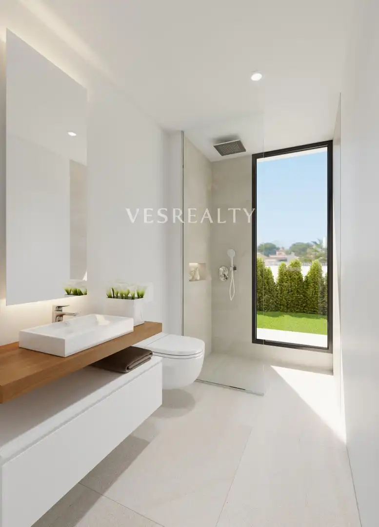 Detached house with pool for sale in Golf Bahía, imagen 10
